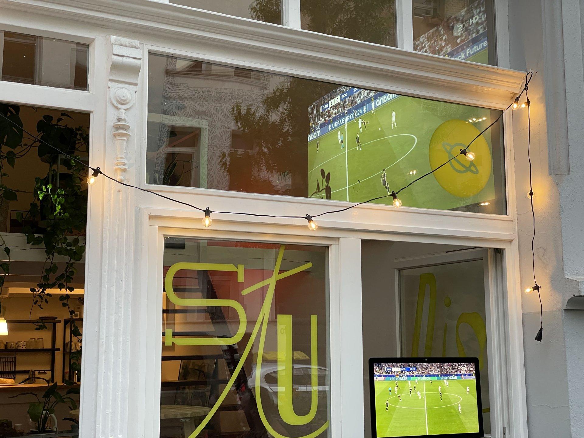 buro-fussball.jpeg